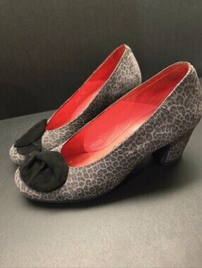 Pas De Rouge Sz 37 Vintage Suede Leopard Print Black Bow Pumps Made In Italy